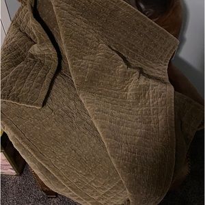 Pottery Barn Velvet Quilt